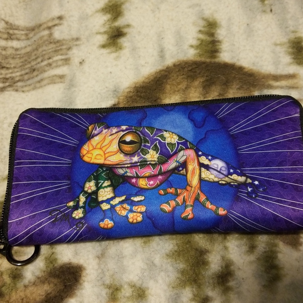 NWOT Dan Morris Designs Soft zippered walleg